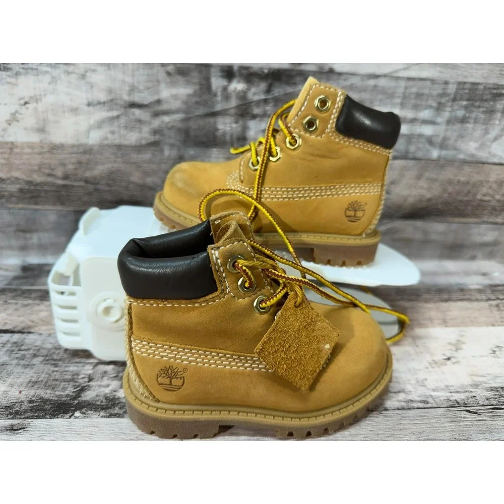 Timberland 12809M Kids Tan Suede Boots‎ Size 5 Toddler